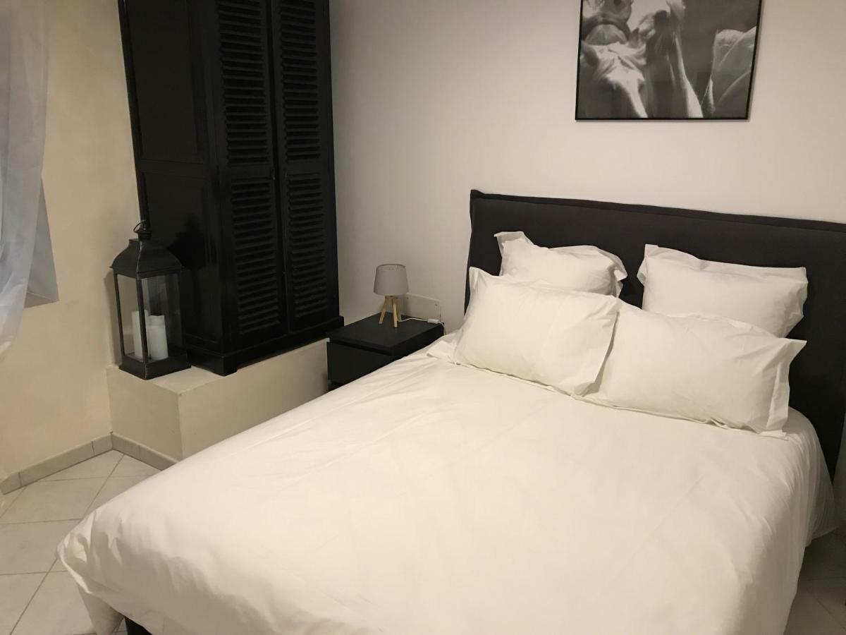 Appartements Nîmes Eksteriør bilde